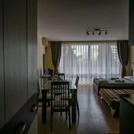 Apartmán Panorama Beach, фамилно студио Deluxe