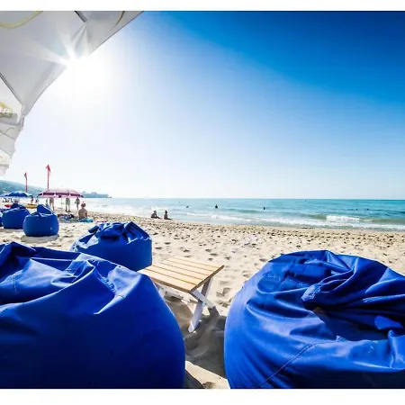 Panorama Beach, фамилно студио Deluxe Apartmán Sveti Vlas
