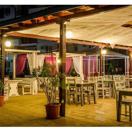 Panorama Beach, фамилно студио Deluxe Apartmán Sveti Vlas